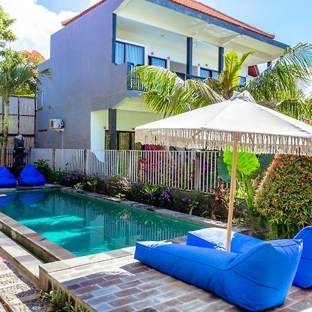 D'Canggu Homestay Buitenkant foto
